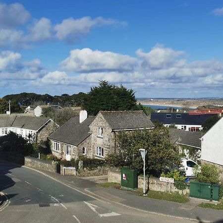 Appartamento Seashells At 2 Trencrom Court St Ives Carbis Bay Esterno foto